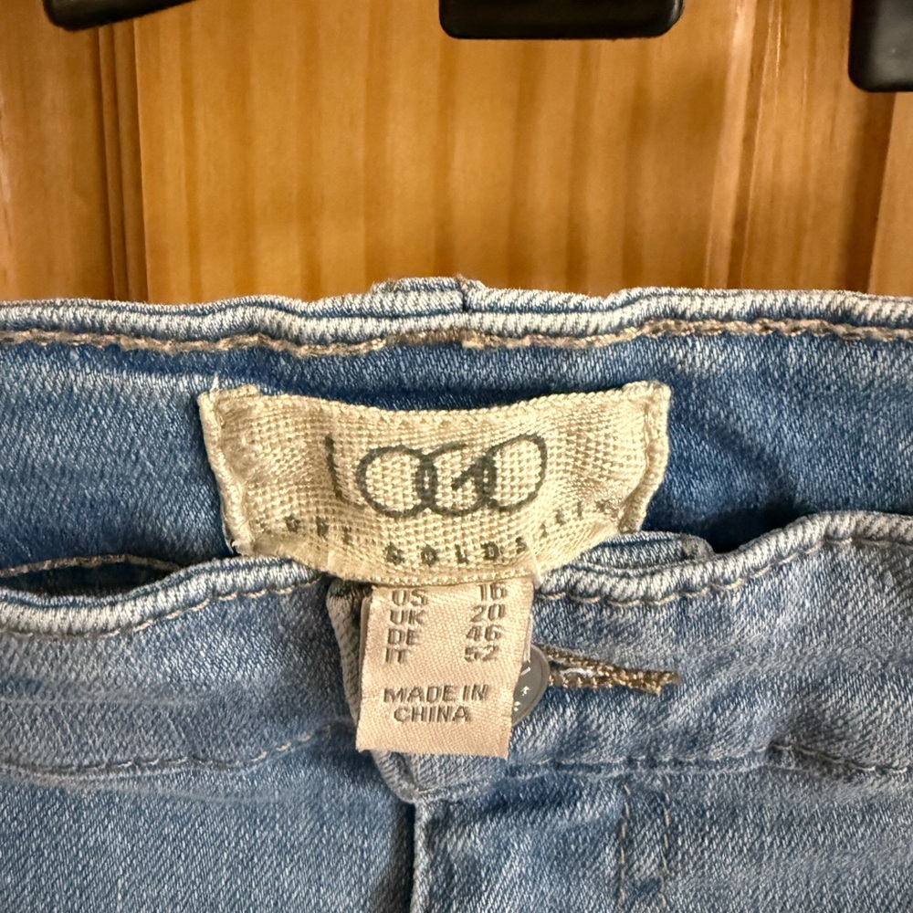 Light Blue Women’s Jeans - Brand: (unspecified)